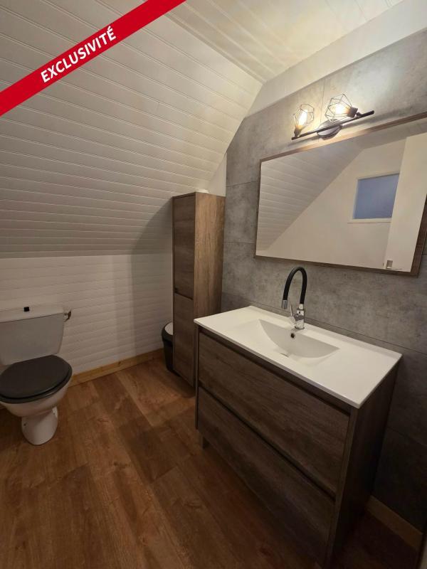 Maison - 176 m² - 8 pièces