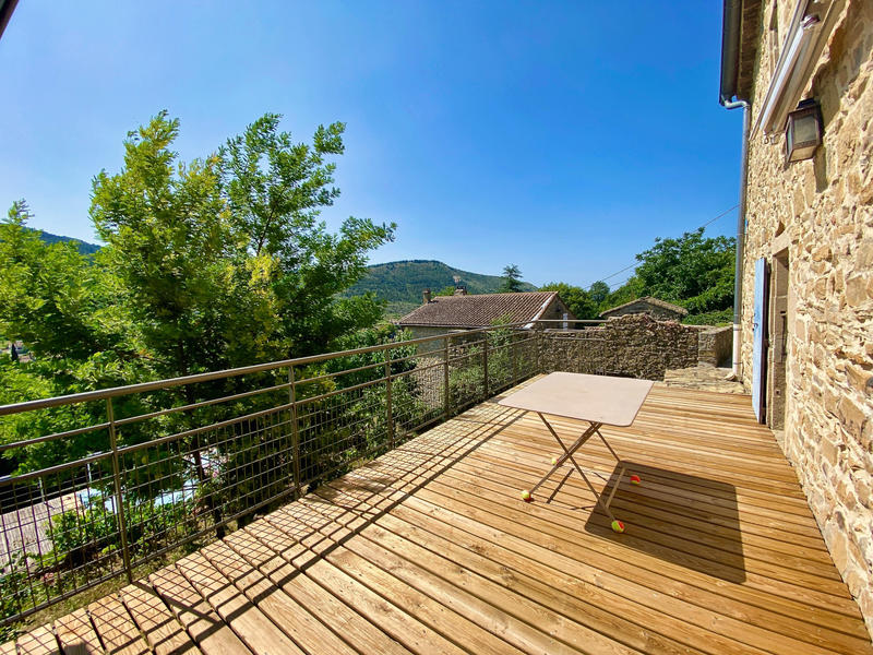 Maison - 160 m² - 9 pièces