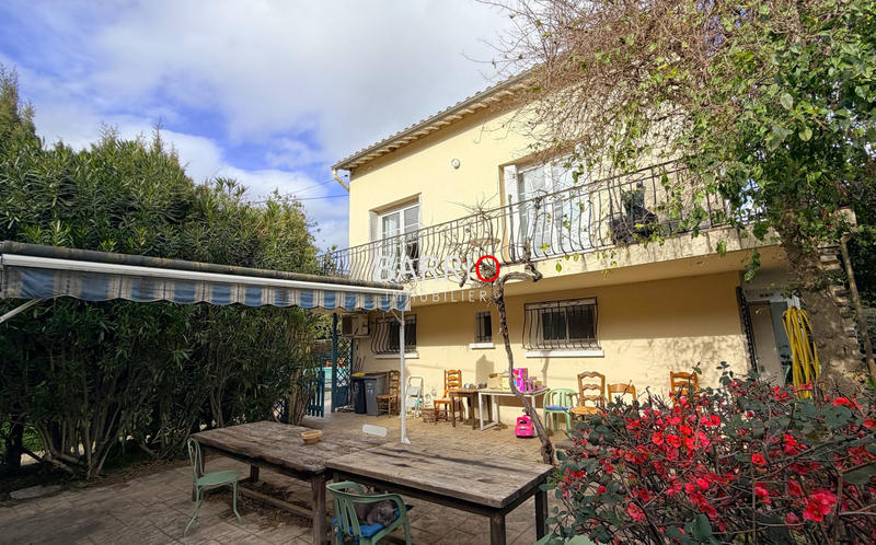 Villa - 215 m² - 7 pièces