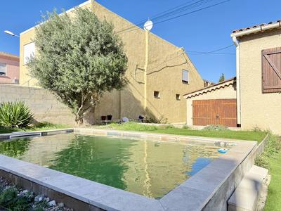 Maison - 95 m² - 4 pièces