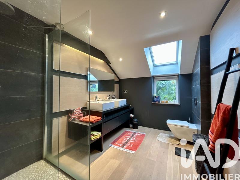 Maison de maîtres - 272 m² - 9 pièces