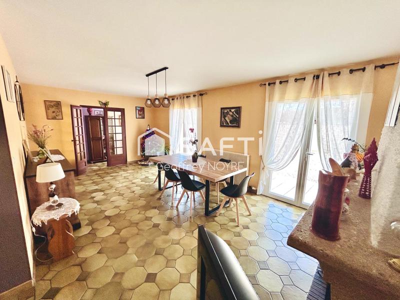 Maison - 120 m² - 5 pièces