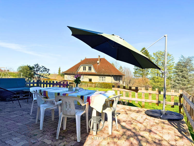 Maison - 93 m² - 4 pièces