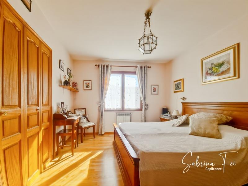 Maison - 163 m² - 6 pièces