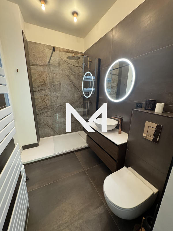 Appartement - 153 m² - 5 pièces