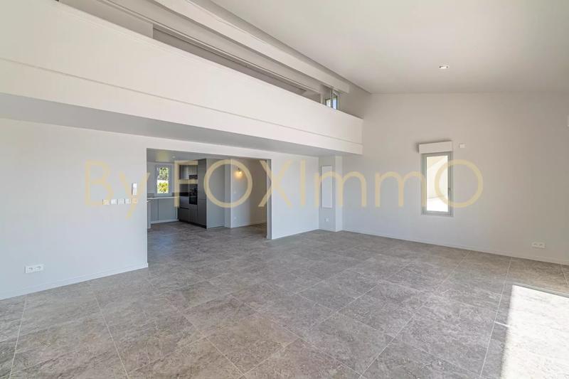 Appartement - 141 m² - 4 pièces