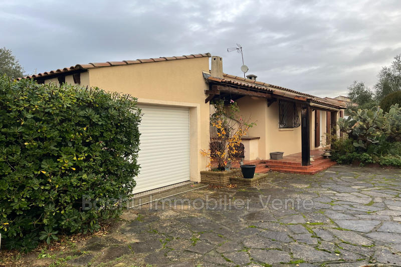 Villa - 100 m² - 5 pièces