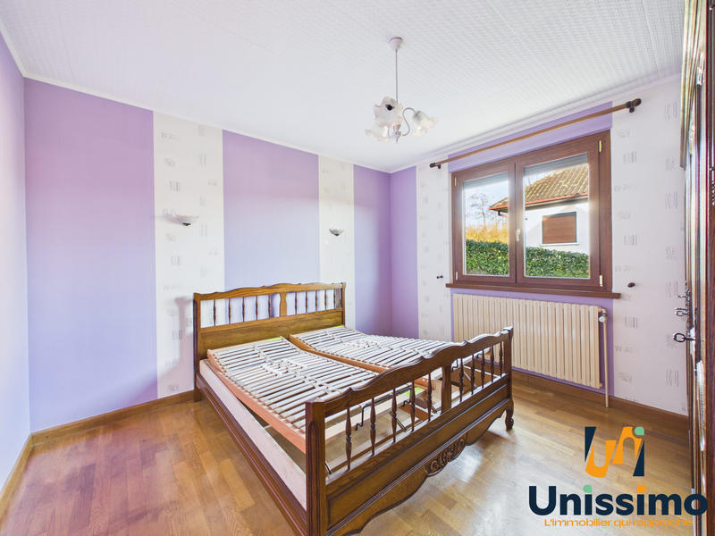 Maison - 177 m² - 7 pièces