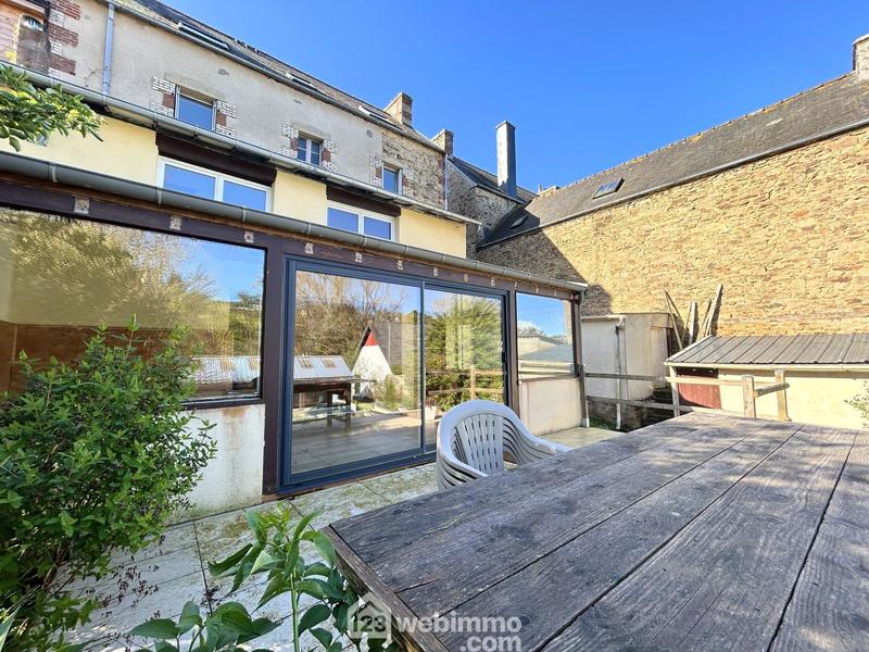 Appartement - 166 m² - 2 pièces