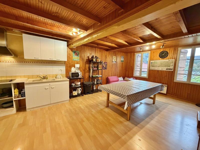 Maison - 95 m² - 5 pièces