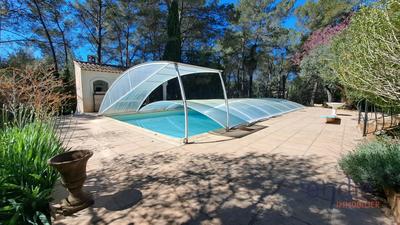 Maison - 183 m² - 6 pièces