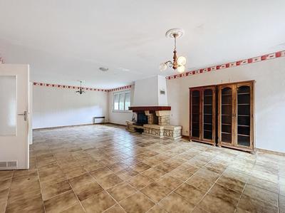 Maison - 163 m² - 7 pièces