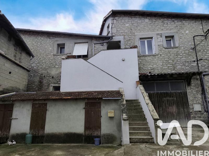 Maison de village - 138 m² - 6 pièces