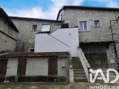 Maison de village - 138 m² - 6 pièces