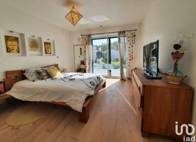 Maison - 180 m² - 5 pièces