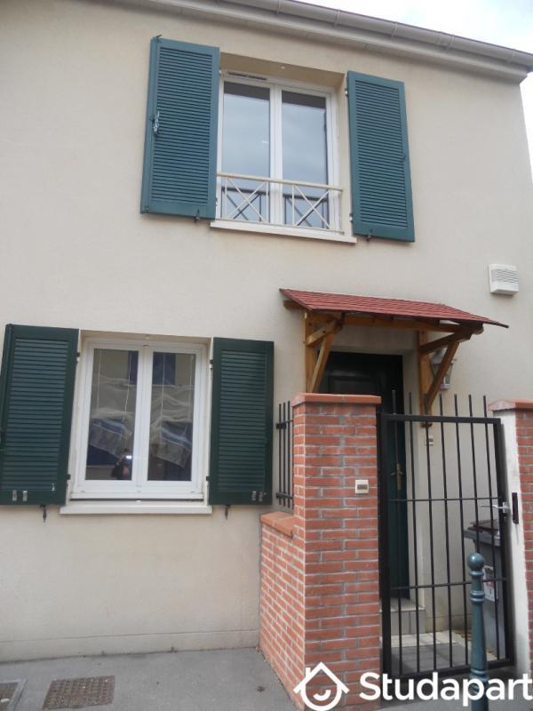 Chambre - 13 m² - 1 pièce