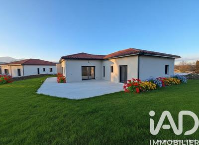 Maison - 130 m² - 5 pièces