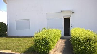 Bureau - 80 m² - 4 pièces