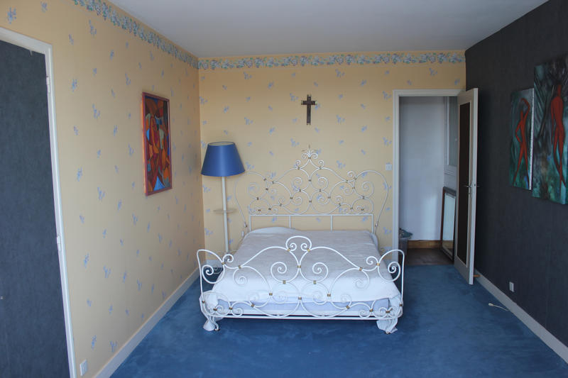 Propriété - 225 m² - 7 pièces