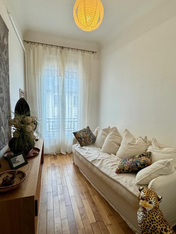 Appartement - 156 m² - 6 pièces