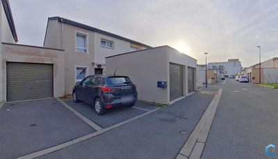 Maison - 83 m² - 4 pièces