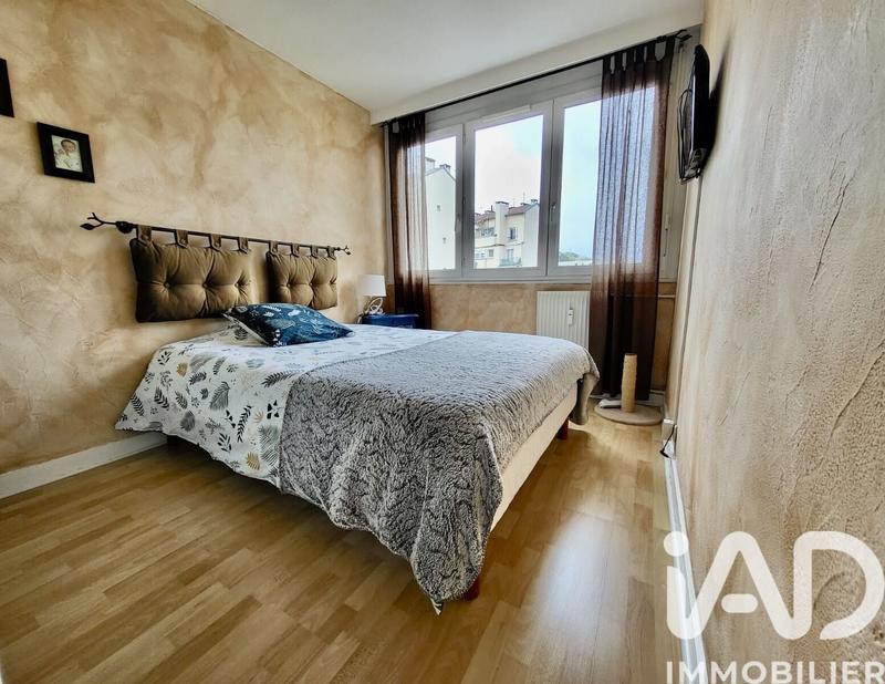 Appartement - 86 m² - 5 pièces