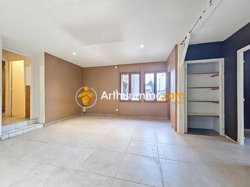 Appartement - 64 m² - 2 pièces