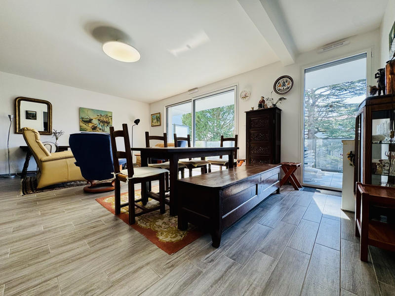 Appartement - 90 m² - 4 pièces