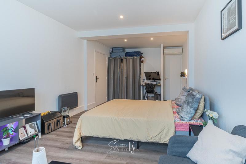 Appartement - 100 m² - 4 pièces