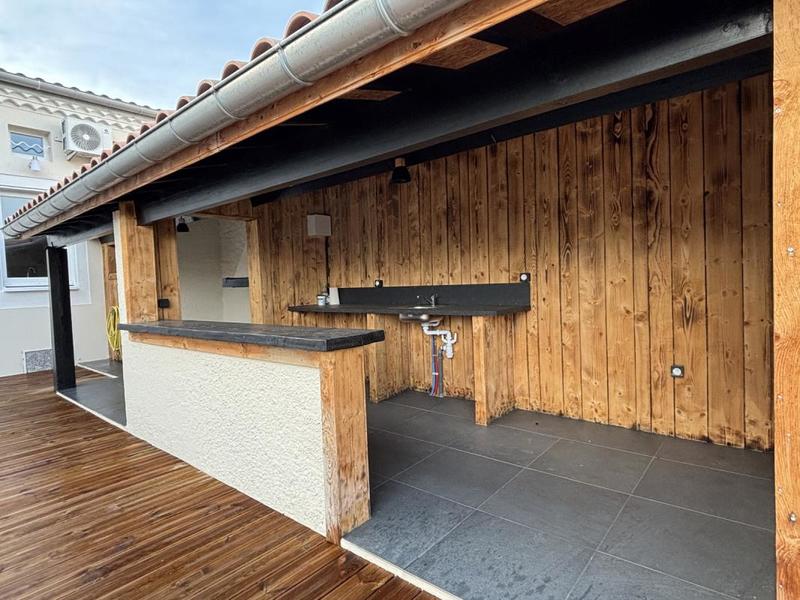 Maison - 140 m² - 6 pièces