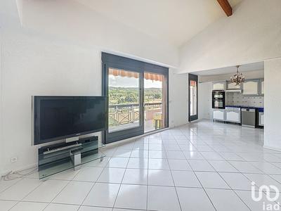 Appartement - 88 m² - 3 pièces