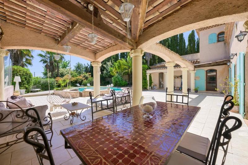 Villa - 165 m² - 5 pièces