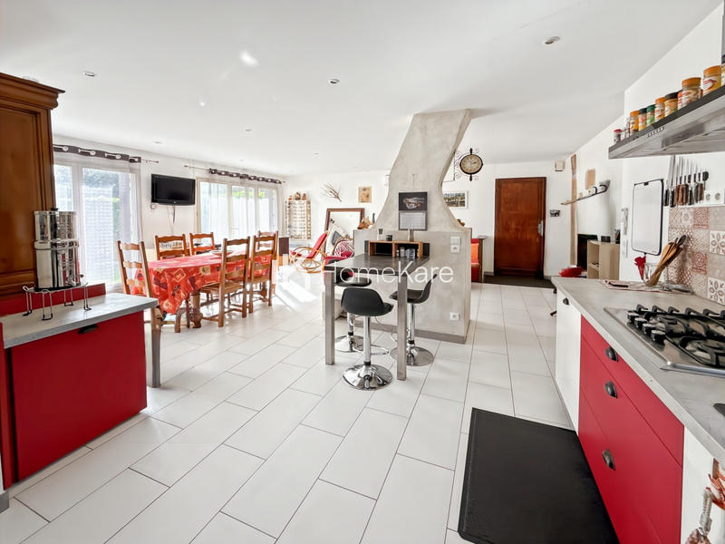 Maison - 110 m² - 5 pièces