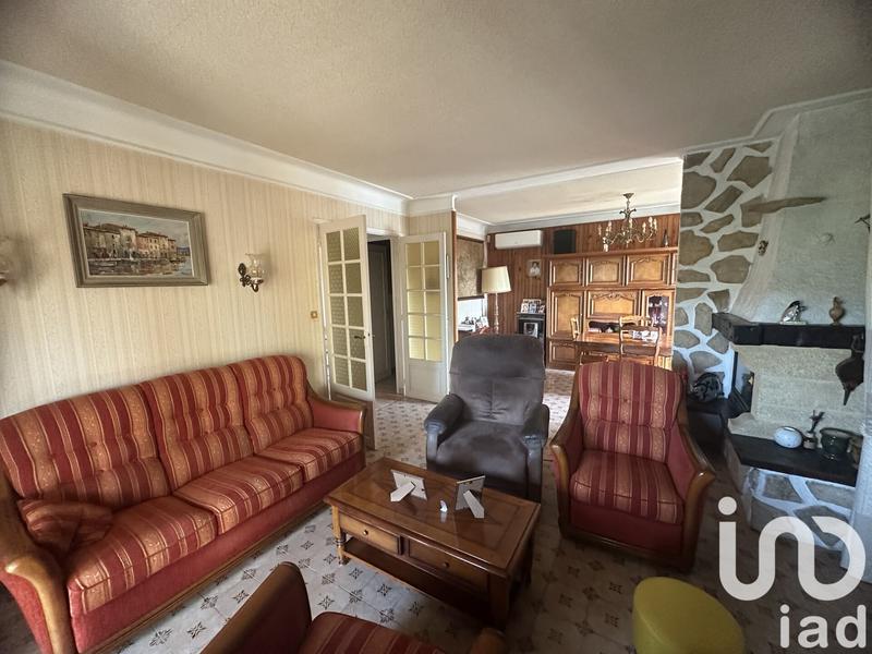 Maison - 213 m² - 7 pièces