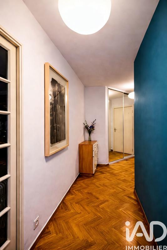 Appartement - 82 m² - 3 pièces