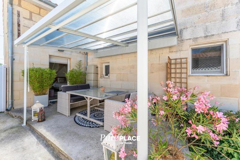 Maison de maîtres - 270 m² - 7 pièces