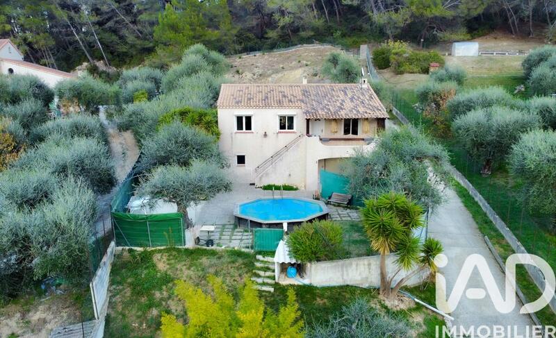 Maison - 110 m² - 4 pièces