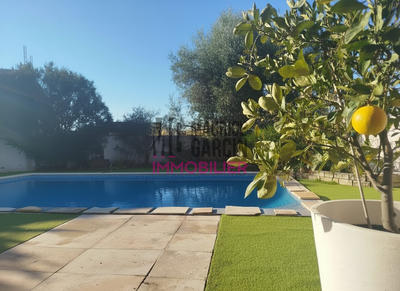 Maison - 181 m² - 4 pièces