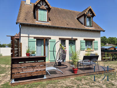 Maison - 92 m² - 5 pièces