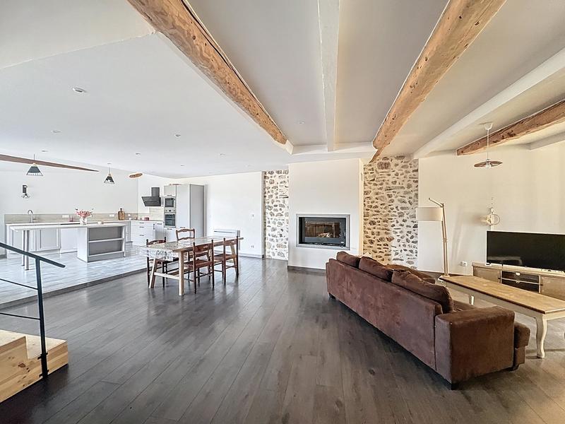 Maison - 160 m² - 6 pièces