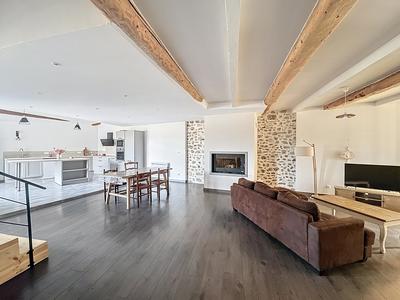 Maison - 160 m² - 6 pièces