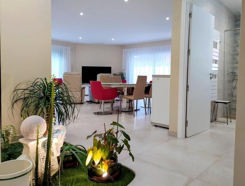 Maison - 137 m² - 4 pièces