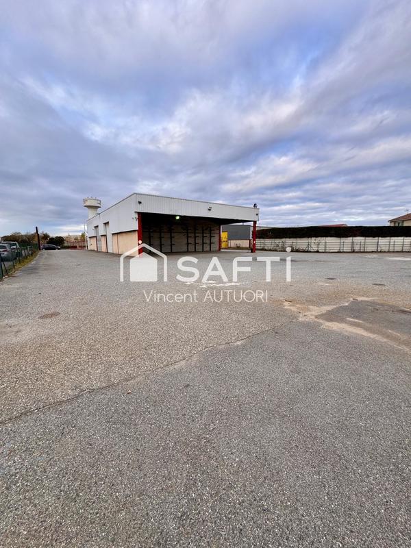 Local commercial - 450 m² - 1 pièce