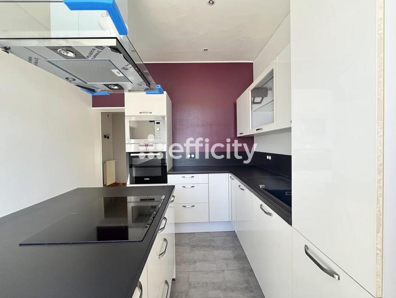 Maison - 107 m² - 4 pièces