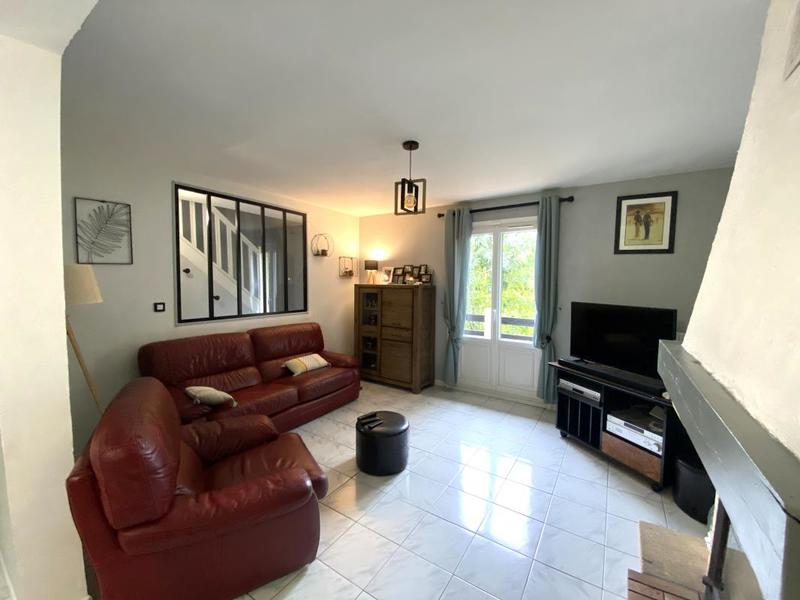 Maison ancienne - 142 m² - 8 pièces