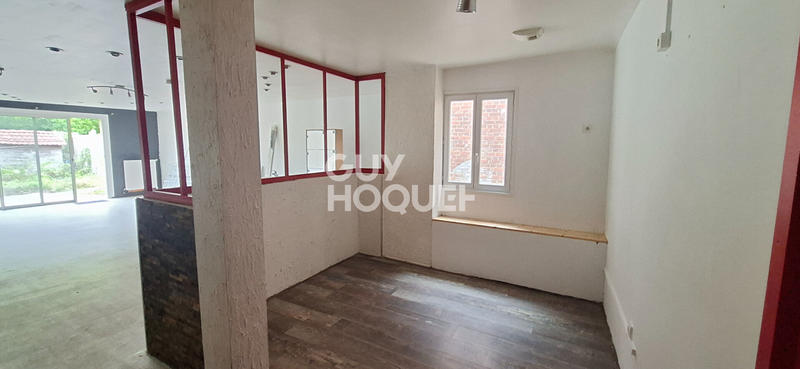 Maison - 90 m² - 5 pièces