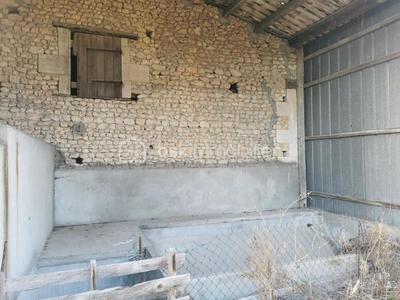 Maison - 240 m² - 5 pièces