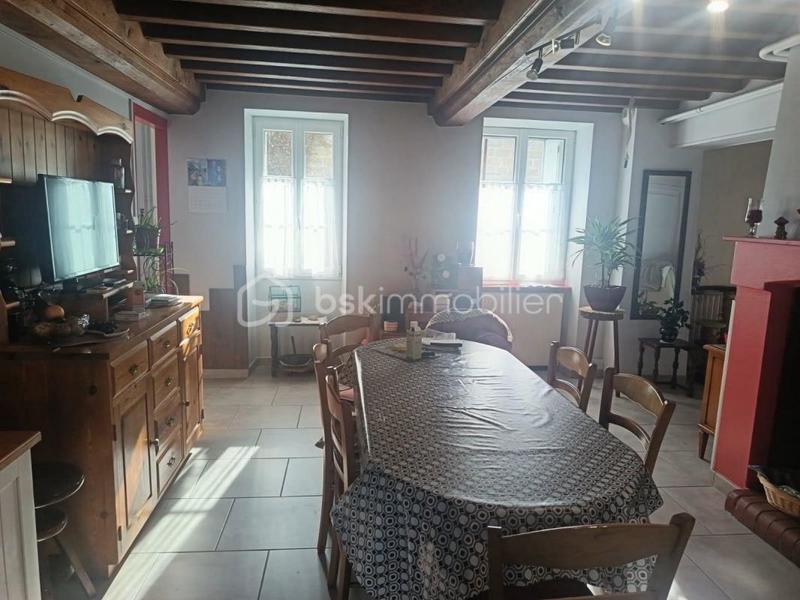 Maison de campagne - 200 m² - 6 pièces