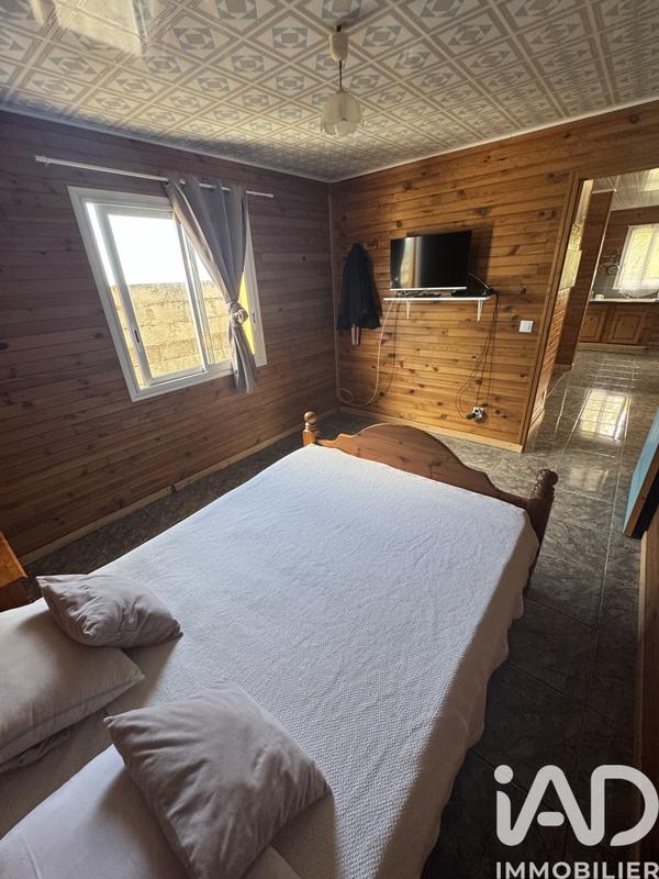 Maison - 251 m² - 7 pièces