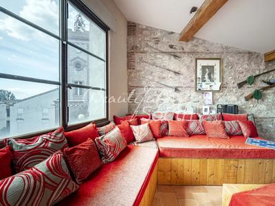 Maison de village - 296 m² - 6 pièces